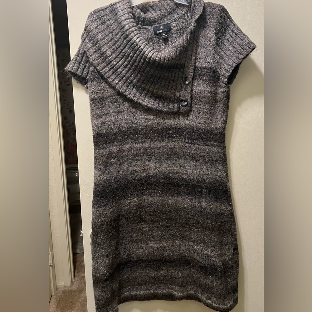 Sweater Dres by RonniNicole Size XL